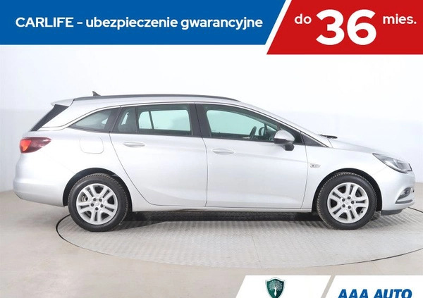 Opel Astra cena 38000 przebieg: 171466, rok produkcji 2017 z Wolbrom małe 326